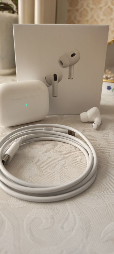 هدفون بی سیم اپل مدل ایرپاد پرو