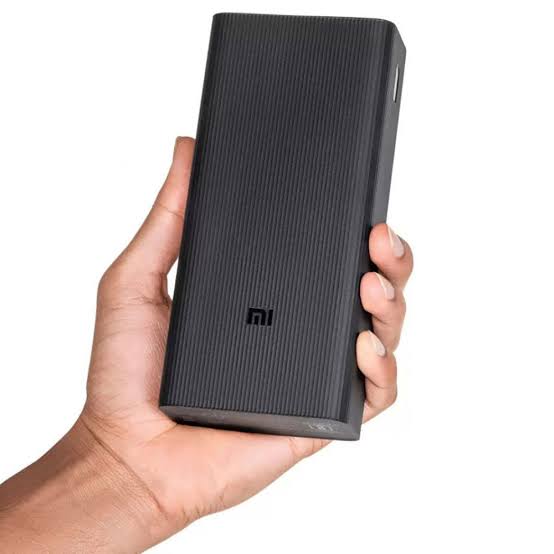 پاوربانک 18 وات شیائومی مدل Mi PB3018ZM ظرفیت 30000 میلی آمپر  شیائومی اصل + پلمپ + ضمانت  (12 ماه گارانتی)